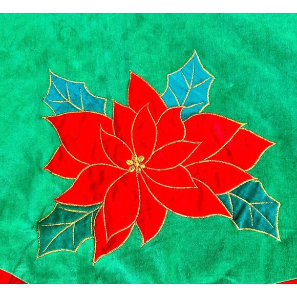 VTG Poinsettia Christmas Tree Skirt Red Green Holly Embroidered Flower L… - Picture 4 of 12
